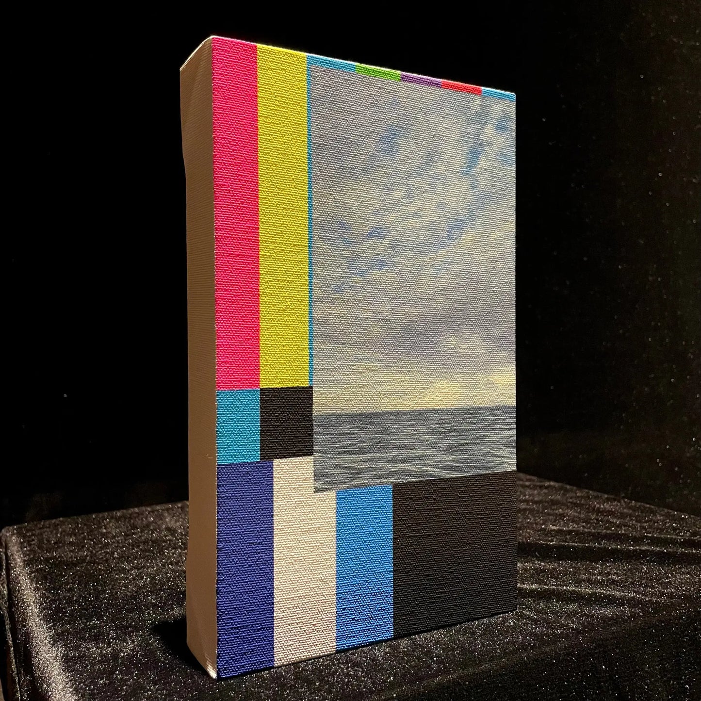 Snap painting with color bar with the sea scape